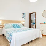 Primelia Fronte By Hdsalento توري موتسا